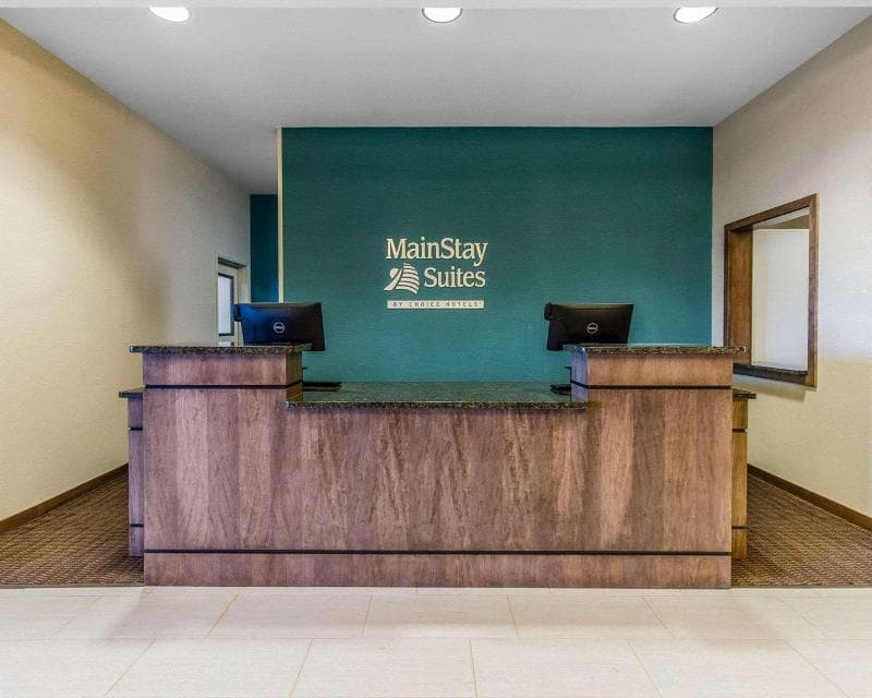 Mainstay Suites Event Center 5