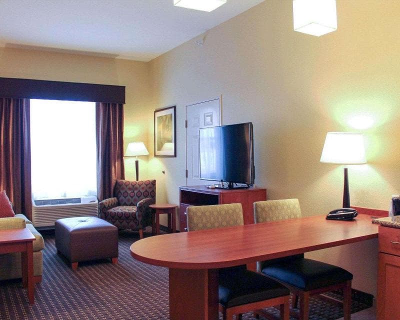 Mainstay Suites Tioga 5