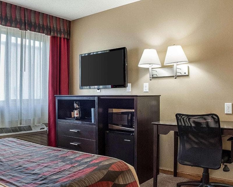 Econo Lodge Jamestown photo 1