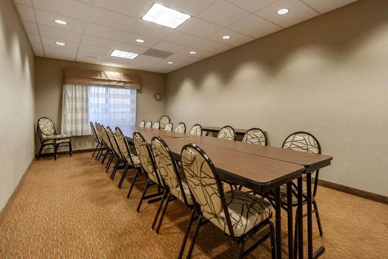 Sleep Inn & Suites Devils Lake photo 1