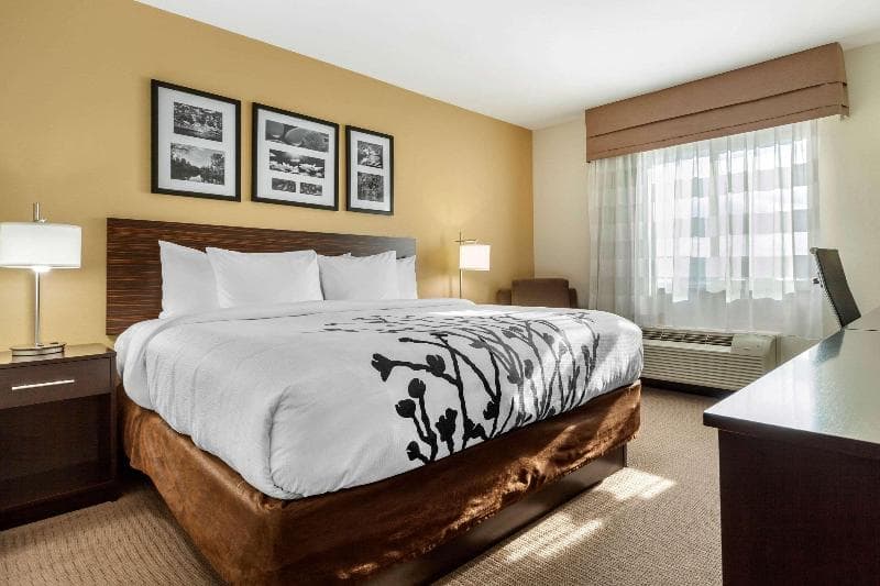 Sleep Inn & Suites Devils Lake 5