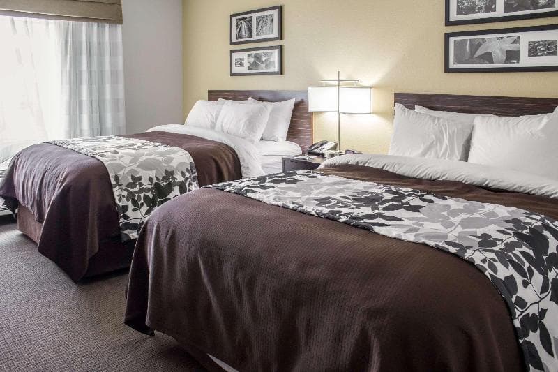 Sleep Inn And Suites 4
