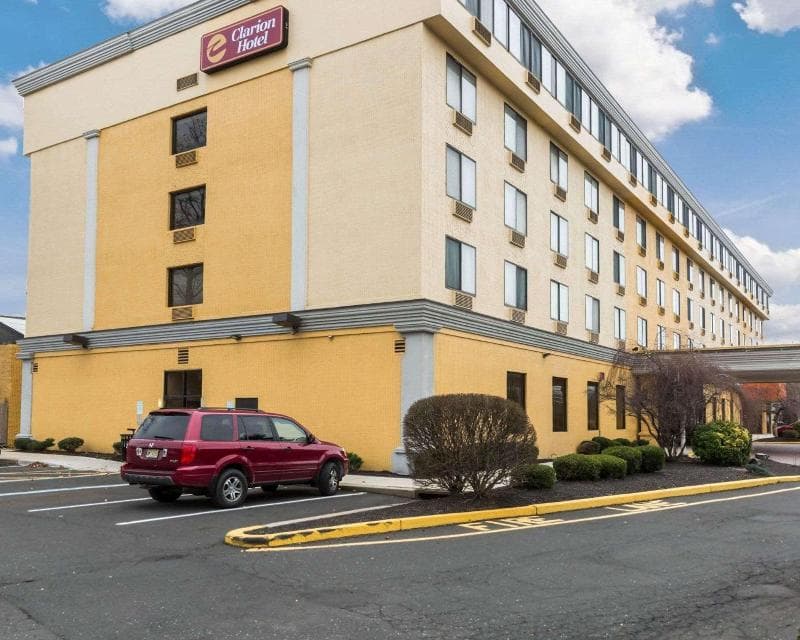 Clarion Hotel 4