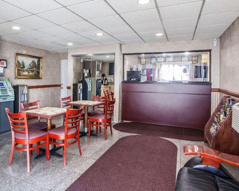 Rodeway Inn Jersey City Near Hoboken 5