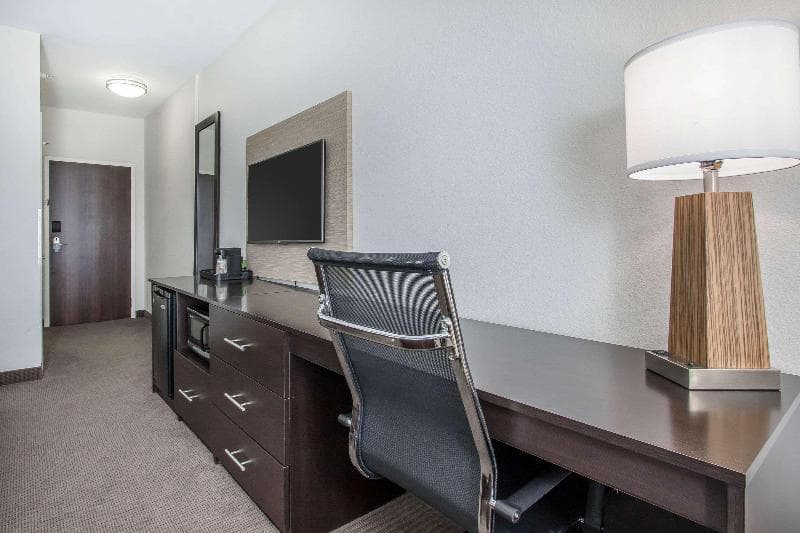 Sleep Inn And Suites Meridian 4