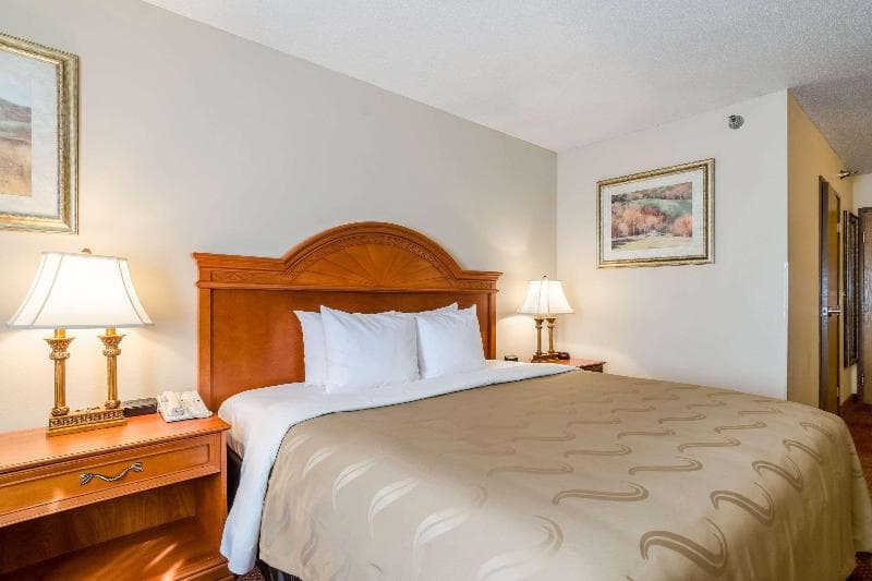 Quality Inn Alliance 4