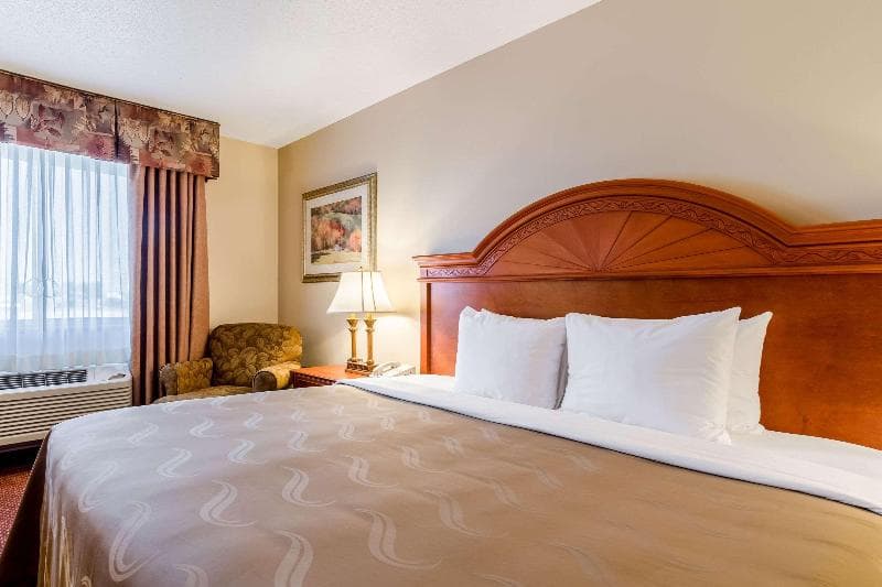 Quality Inn Alliance 5