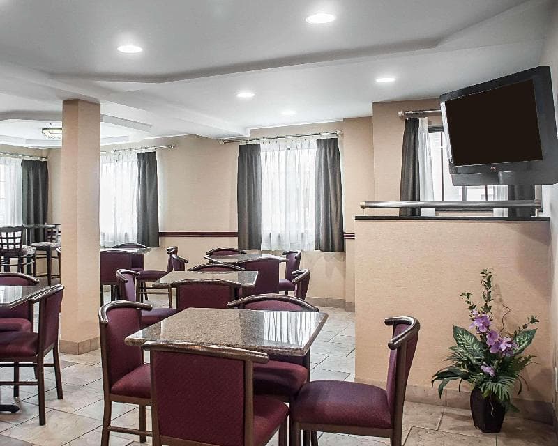 Quality Inn Dunkirk 3