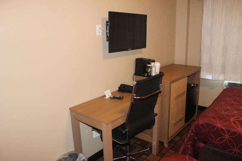Days Inn by Wyndham Brooklyn Borough Park 1