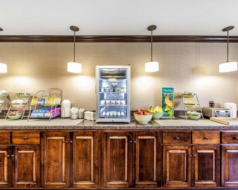 Quality Inn 3