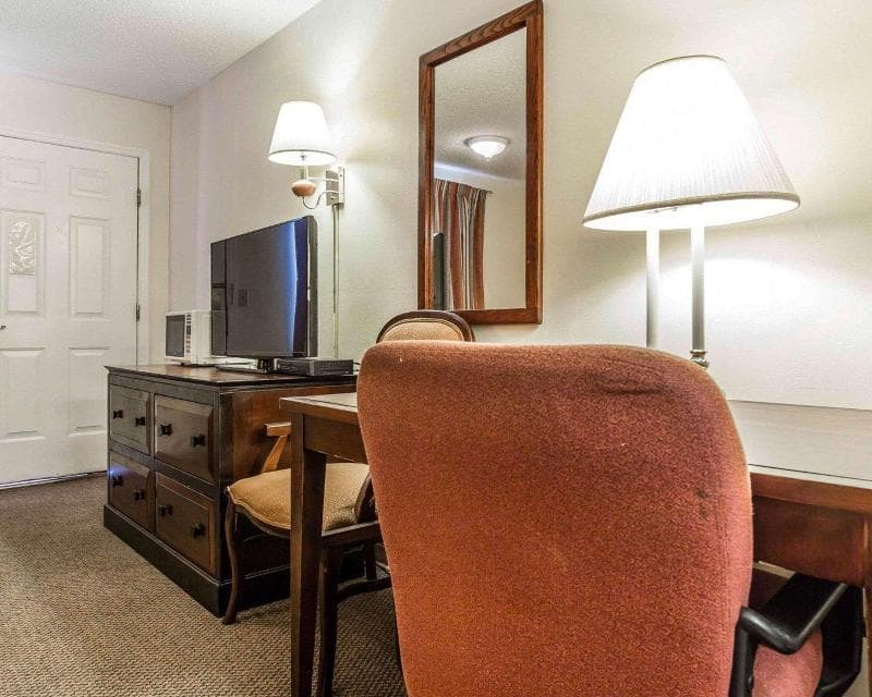 Econo Lodge photo 1