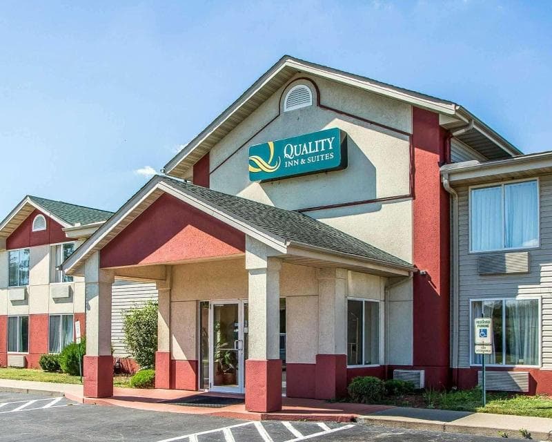 Quality Inn & Suites Middletown Franklin photo 1