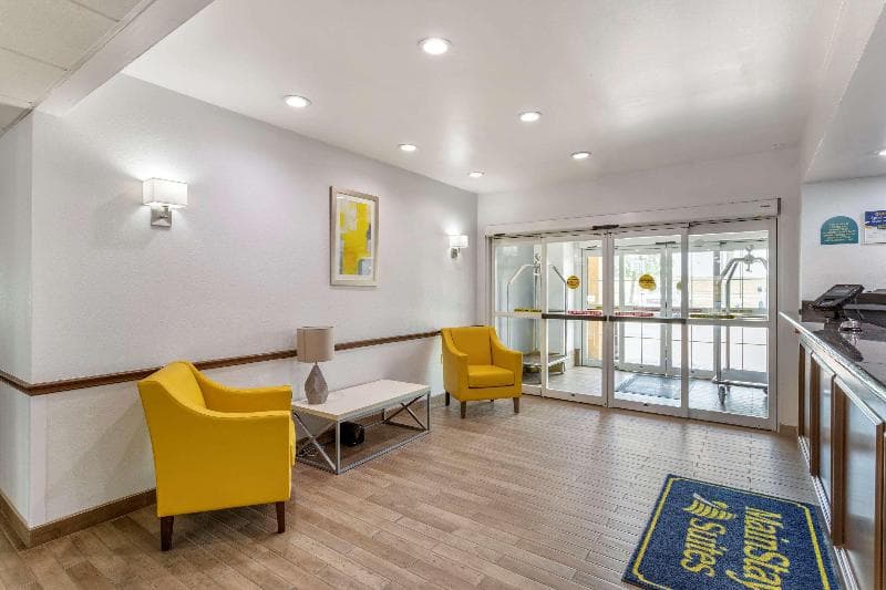Mainstay Suites Port Arthur 5