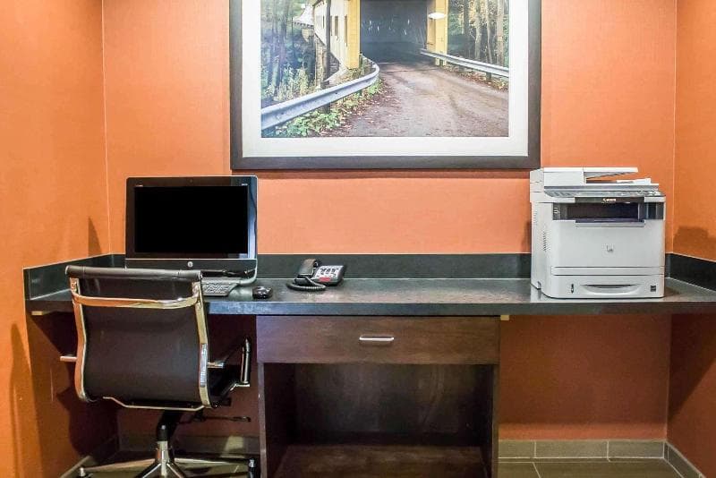 Comfort Inn photo 1