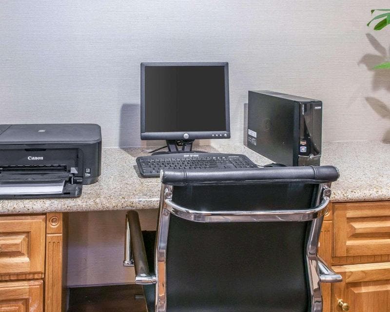 Comfort Inn & Suites Napoleon Area main