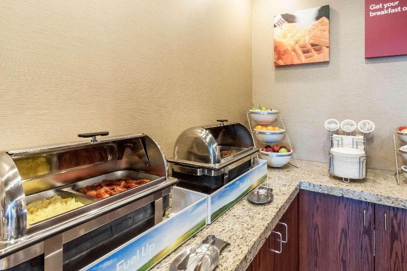 Comfort Suites University Brookings 3