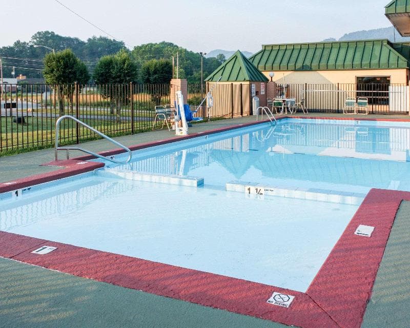 Econo Lodge Lake City 5