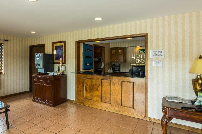 Quality Inn 3