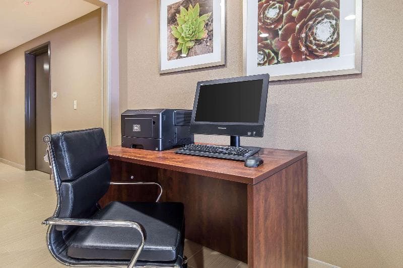 Suburban Studios Midland I-20 photo 1