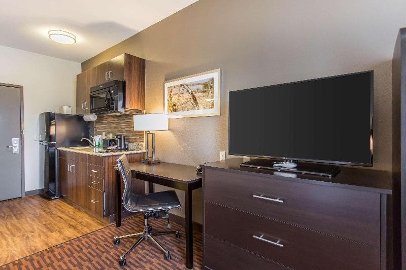 Suburban Studios Midland I-20 3