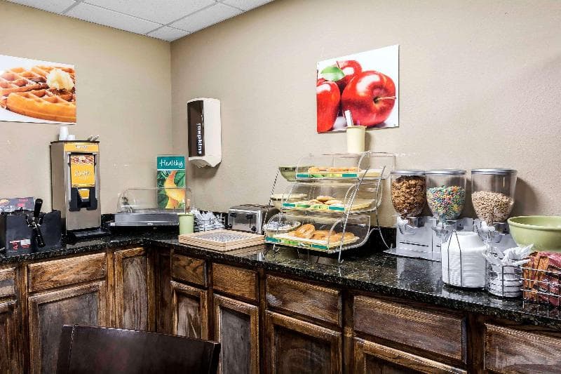 Quality Innand Suites Exmore 2