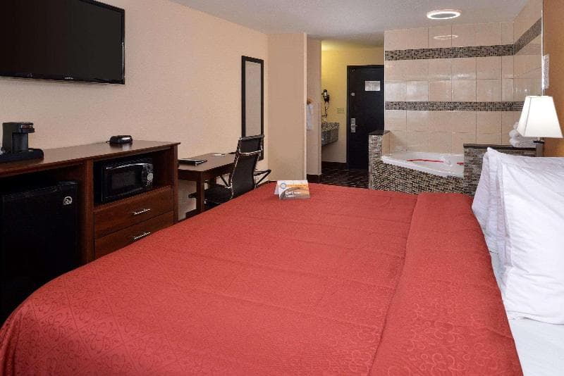 Quality Inn 2