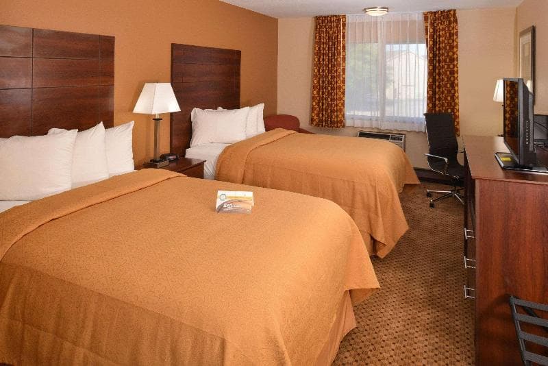 Quality Inn 5