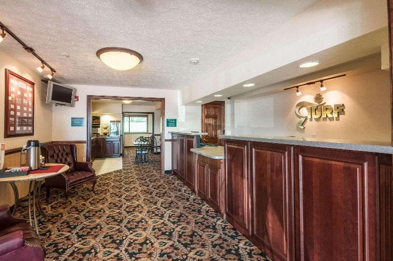 Rodeway Inn & Suites 5