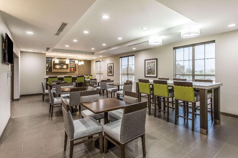 Comfort Inn & Suites Snyder 3