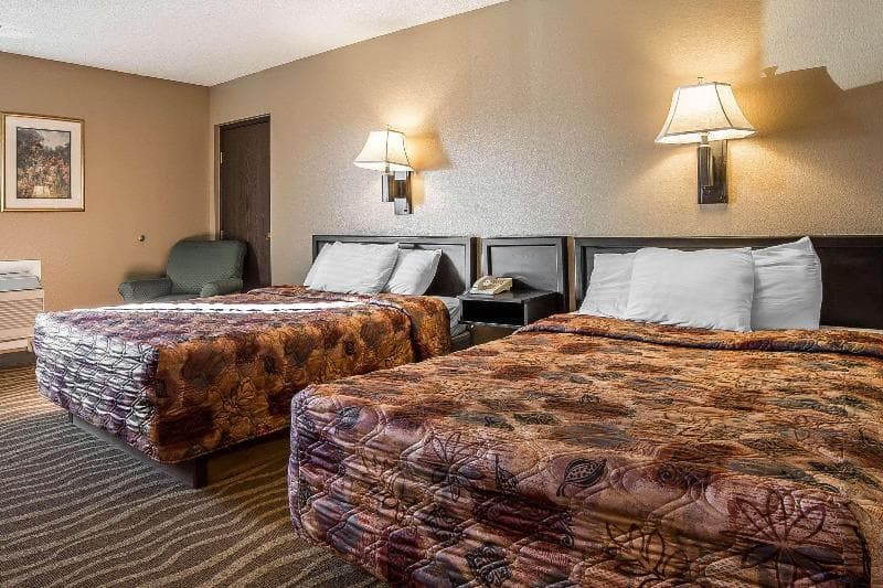 Rodeway Inn main