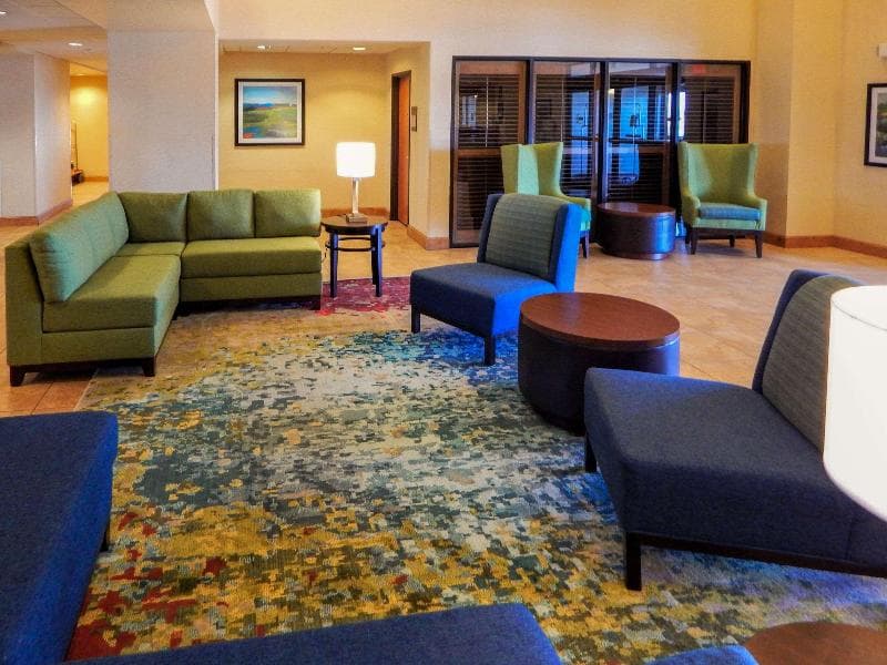 Comfort Inn & Suites 5