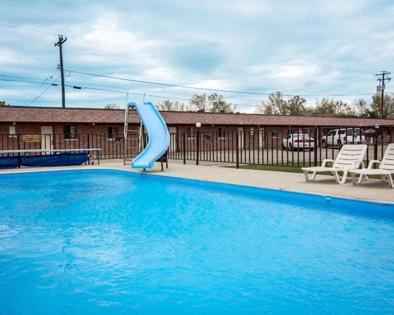 Rodeway Inn Buffalo 5
