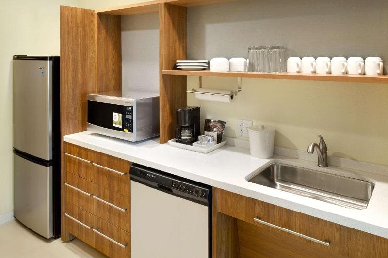 Home2 Suites By Hilton Charlotte Airport 2
