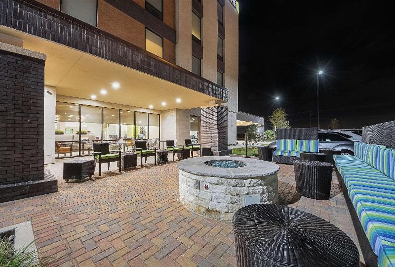 Home2 Suites by Hilton Dallas Grand Prairie 5