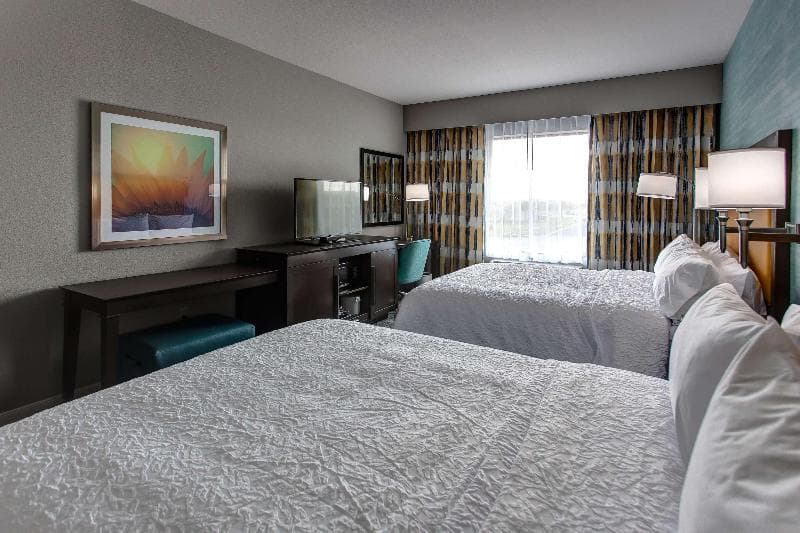 Hampton Inn & Suites Wichita/Airport 5