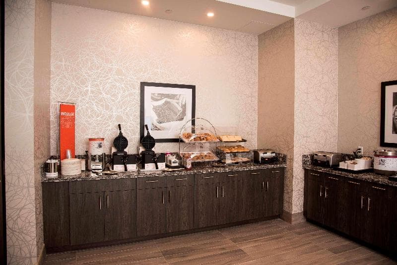 Hampton Inn & Suites by Hilton Thunder Bay Ontario 3