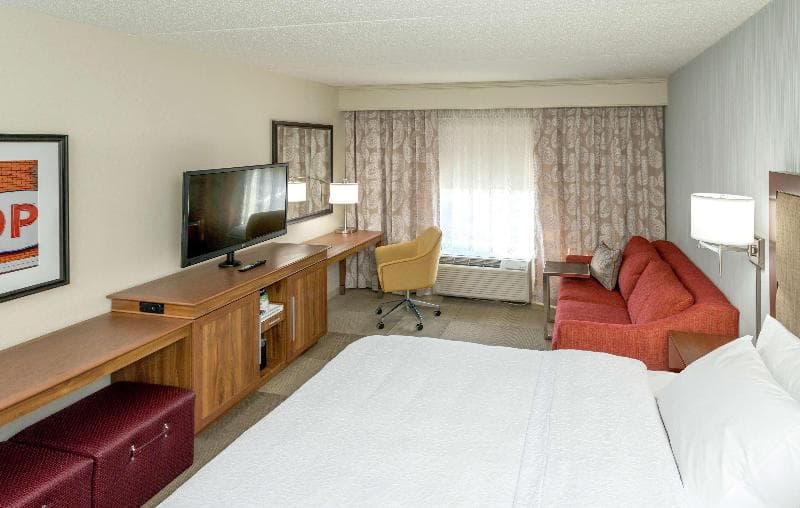 Hampton Inn & Suites by Hilton Thunder Bay Ontario 4