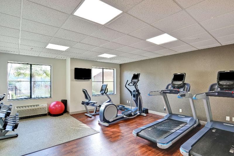 DoubleTree by Hilton Hattiesburg 3