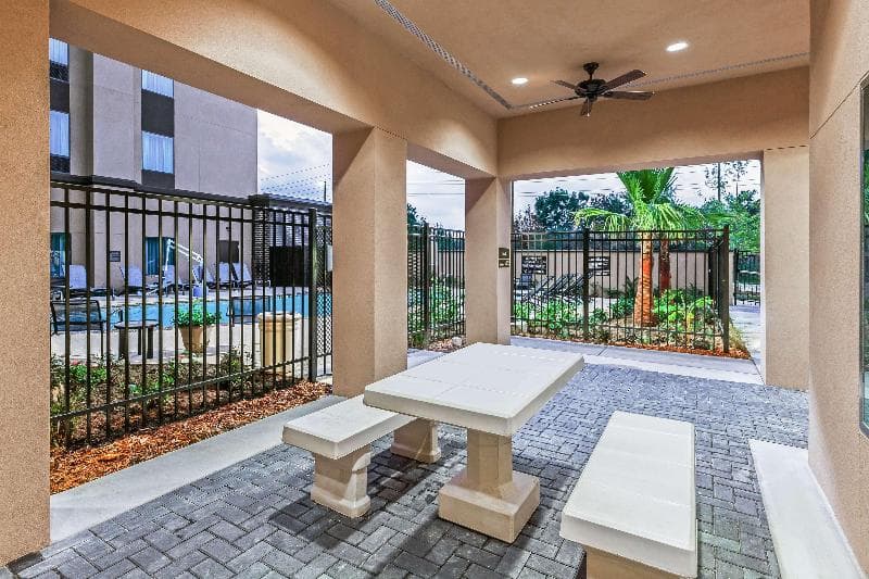 Hampton Inn & Suites Houston I-10 West Park Row 3
