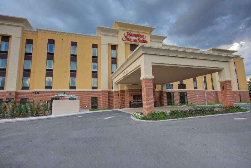 Hampton Inn & Suites by Hilton Tampa Busch Gardens Area 4