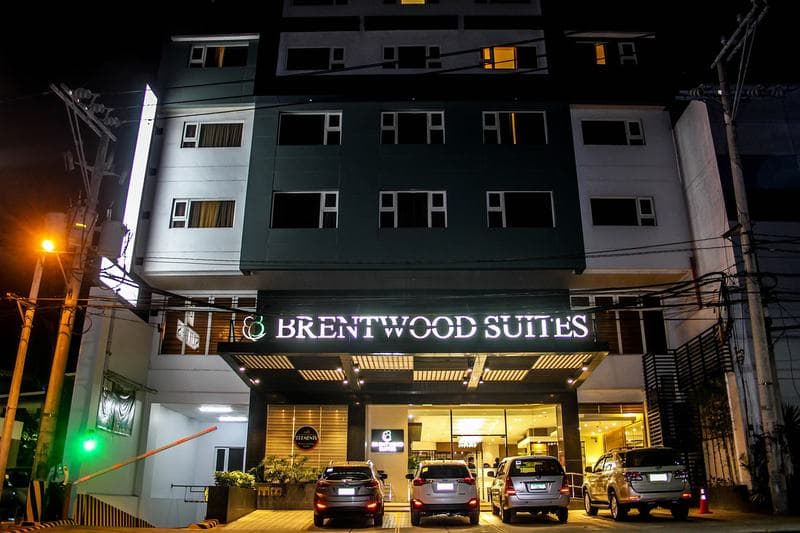 Brentwood Suites photo 1