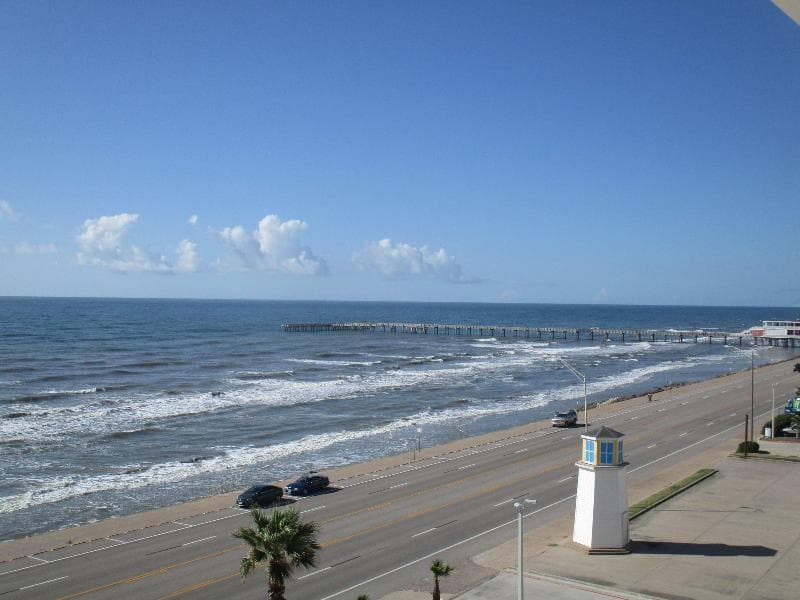 Best Western Plus Galveston Suites 5
