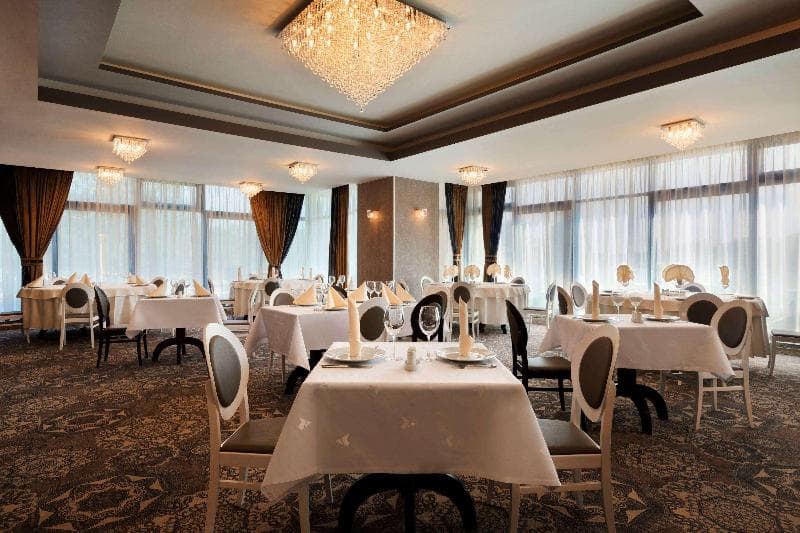 Ramada Constanta 3