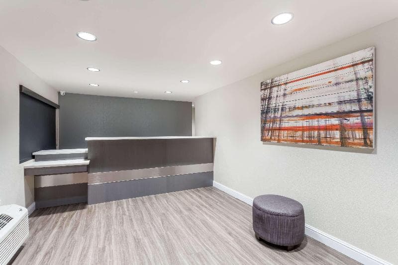Days Inn by Wyndham Yosemite Area 4
