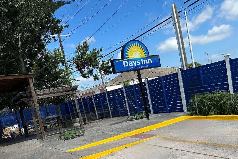 Days Inn by Wyndham New Orleans Pontchartrain 3