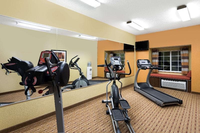 Microtel Inn & Suites by Wyndham Greenville/University Med 2