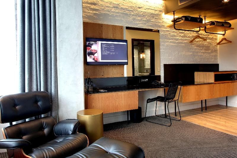 Century City Hotel 4