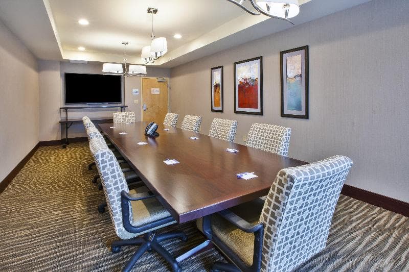 Holiday Inn Express & Suites Geneva Finger Lakes photo 1