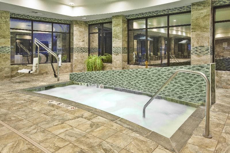 Holiday Inn Express & Suites Geneva Finger Lakes 3