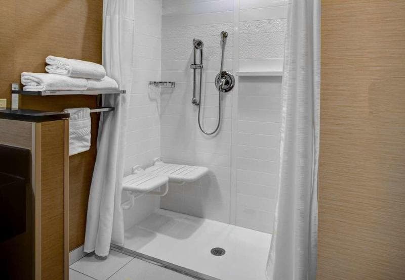 Fairfield Inn & Suites Douglas 3